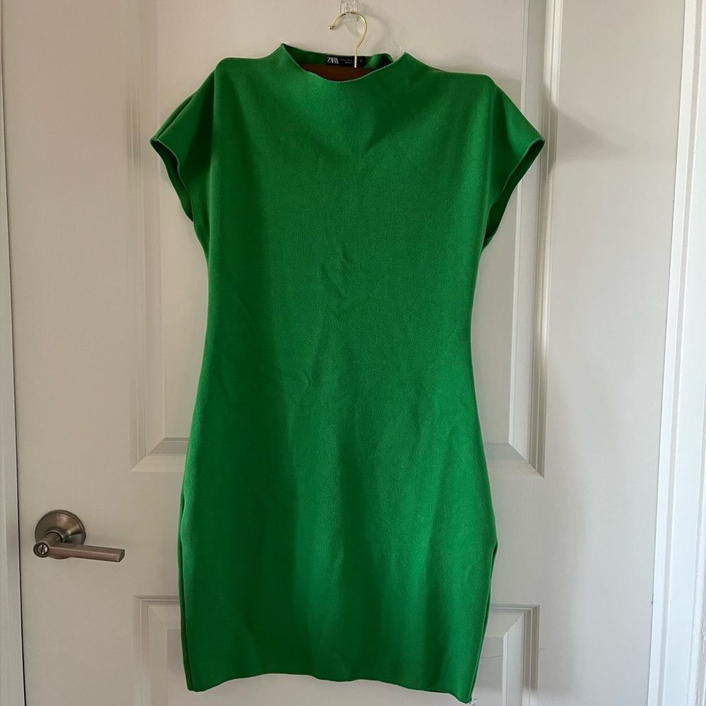 Zara Green Knit Mini Dress Short Sleeve Bodycon - Picture 6 of 8